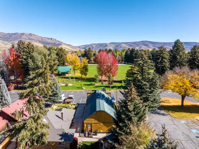 237 S 7400 E, Huntsville, Utah 84317