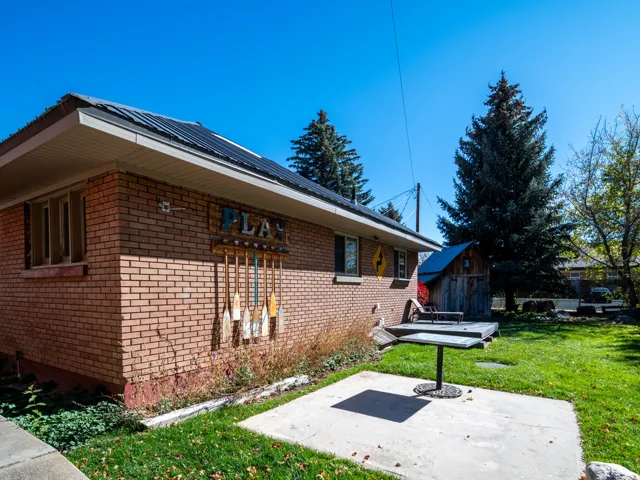 237 S 7400 E, Huntsville, Utah 84317