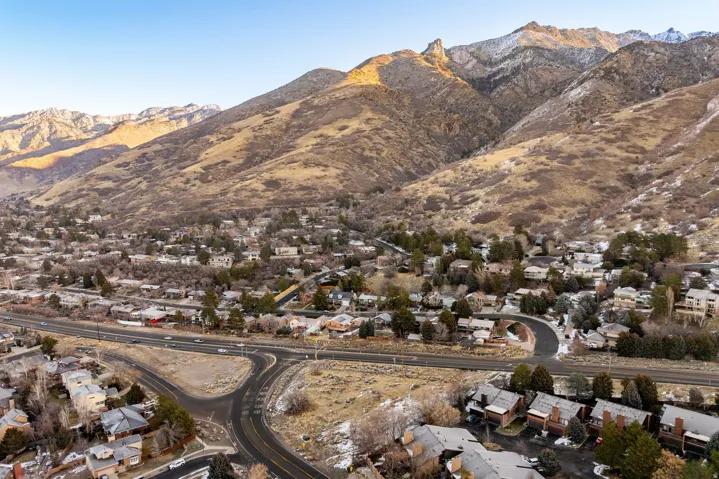 8955 S Wasatch Blvd, Sandy, Utah 84093