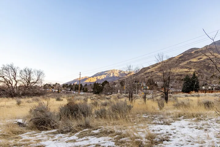 8955 S Wasatch Blvd, Sandy, Utah 84093