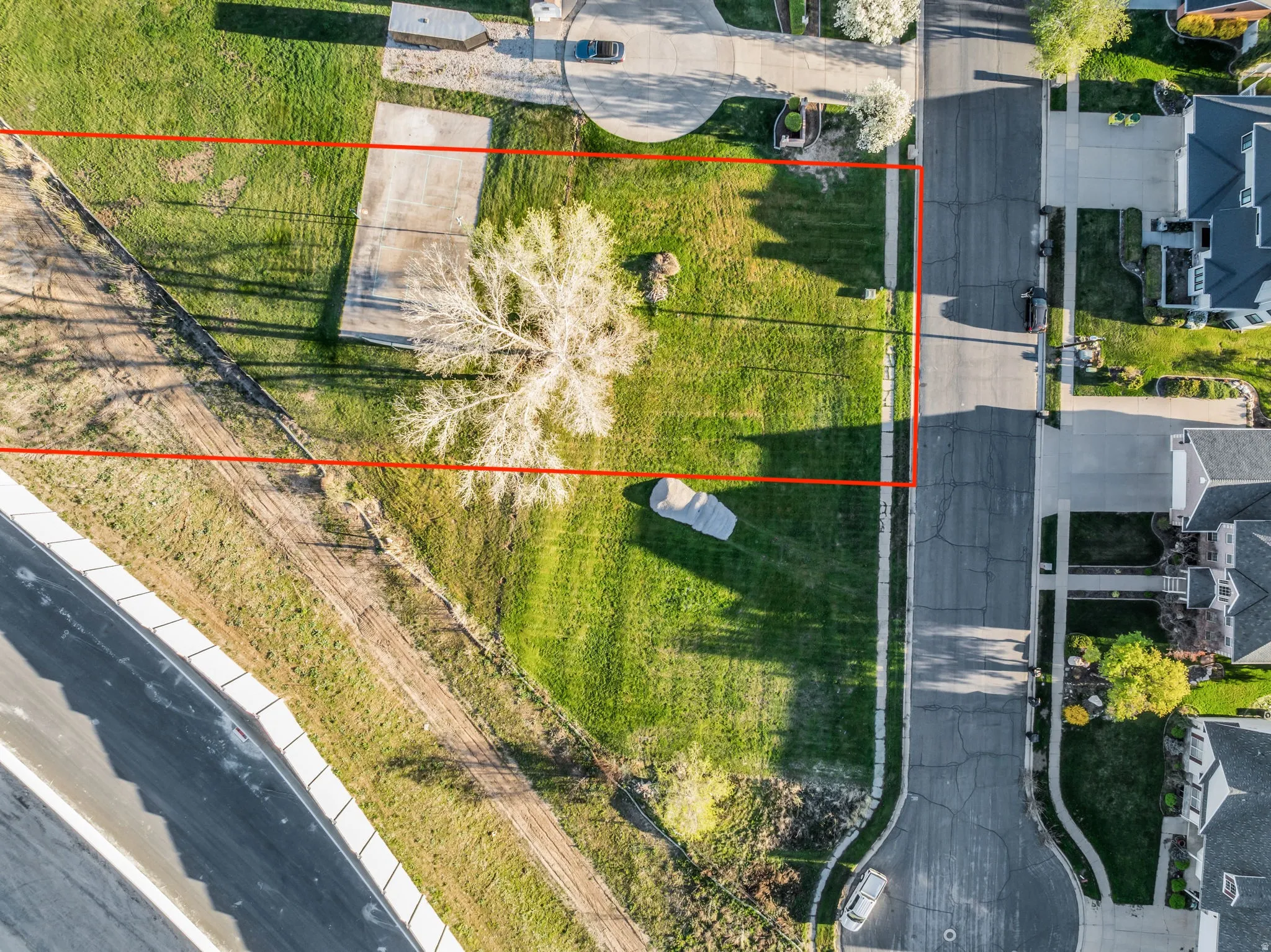 Aerial view of property's location with property parcel outlined