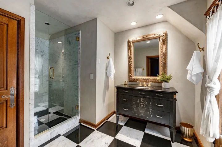 1220 E Yale Ave, Salt Lake City, Utah 84105
