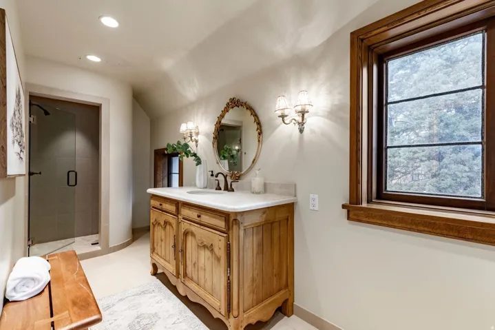 1220 E Yale Ave, Salt Lake City, Utah 84105