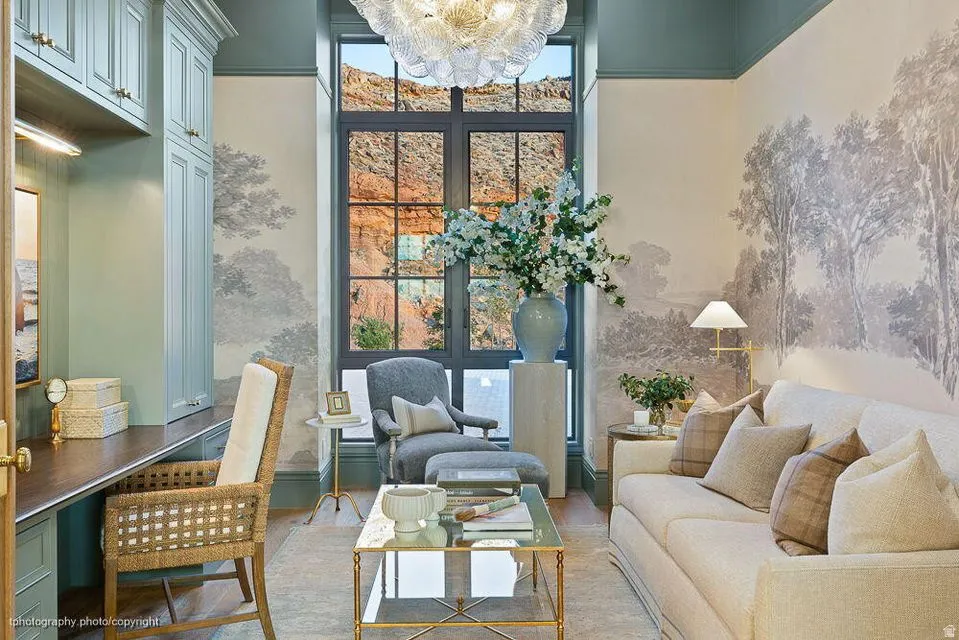 Building lobby with a high ceiling