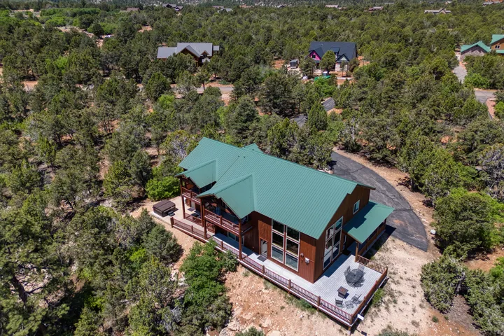 Aerial view of property and surrounding area