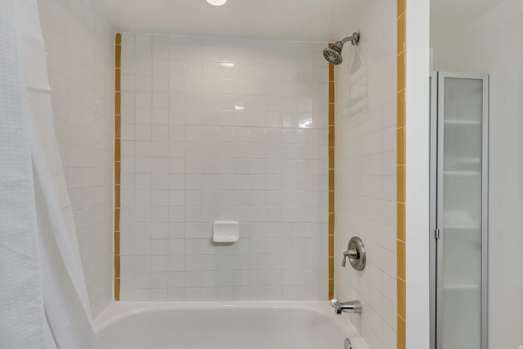 Apt. #5 Bathroom with shower / tub combo