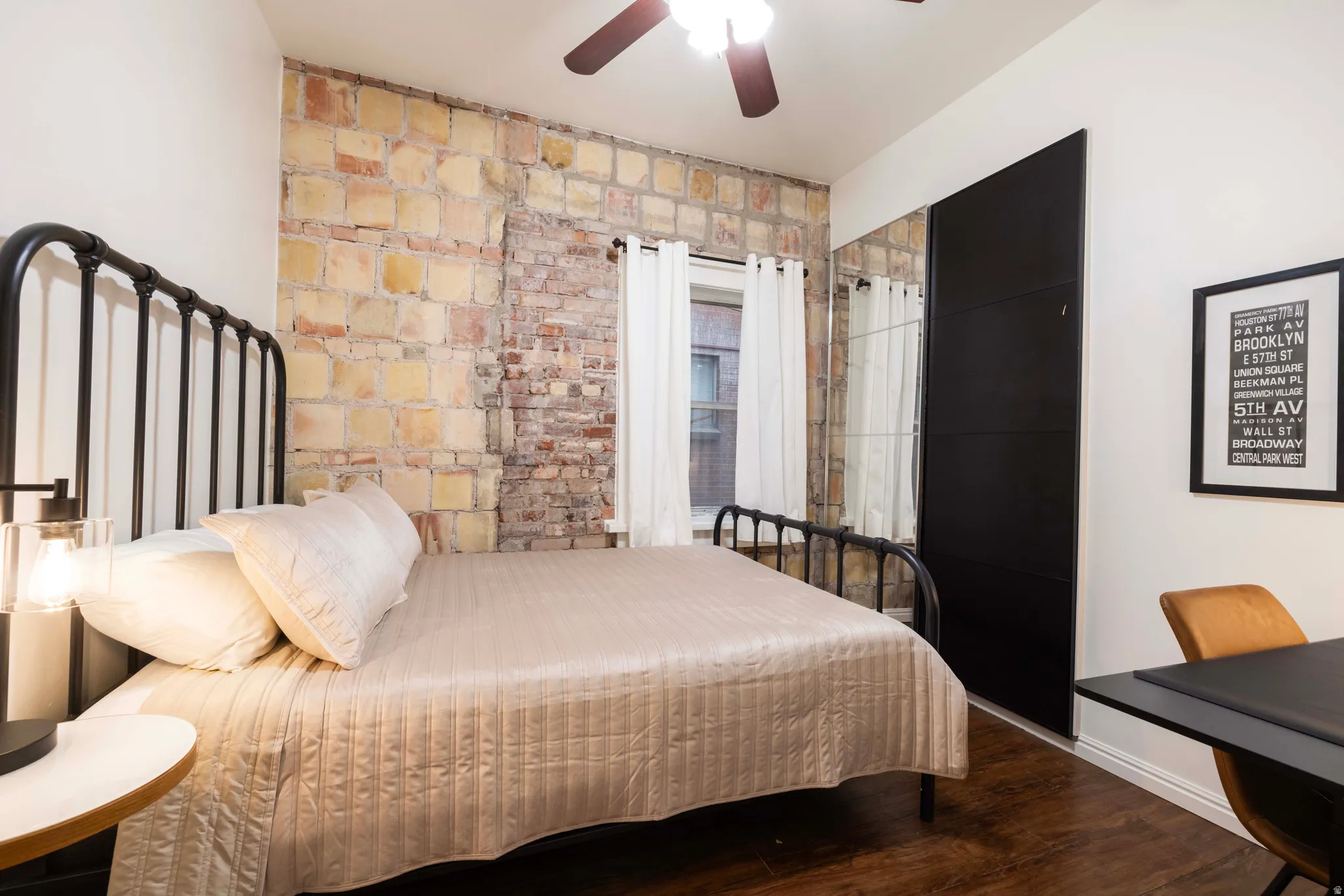 Apt.#1 Bedroom 1