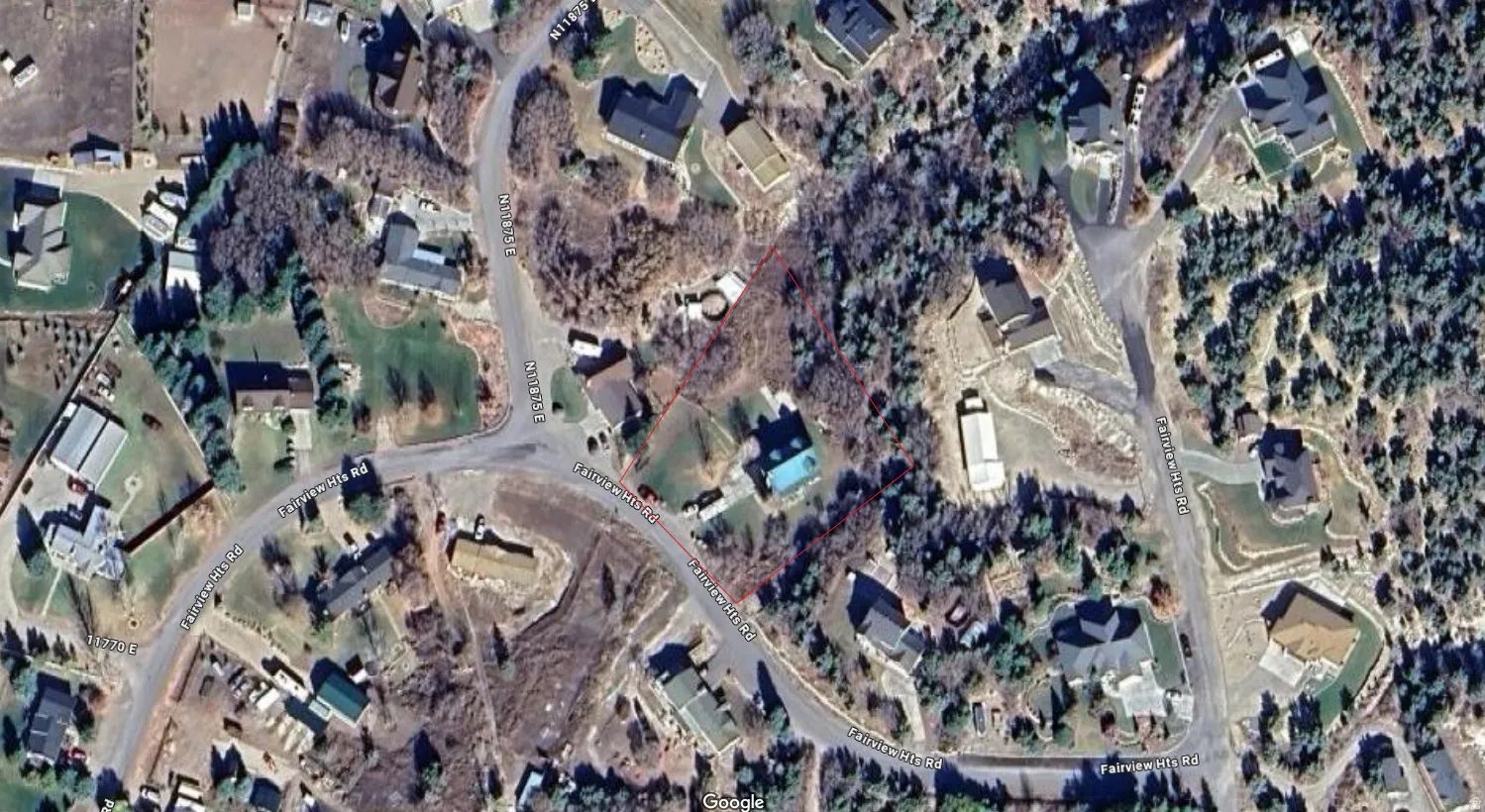 Aerial map of property and surrounding area