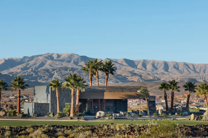 2442 S South Village Dr, Santa Clara, Utah 84765
