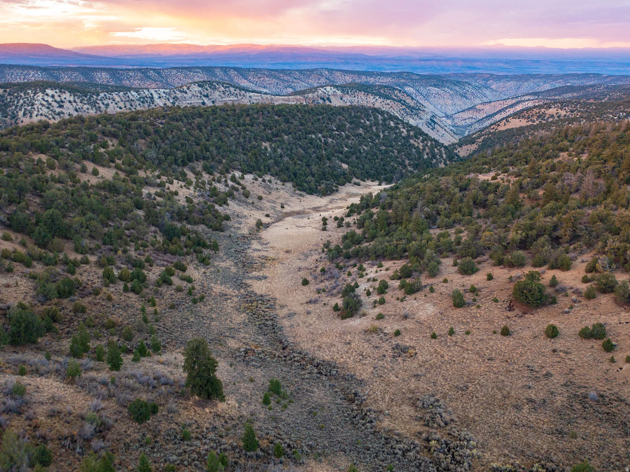 Bird's eye view of a mountainous background