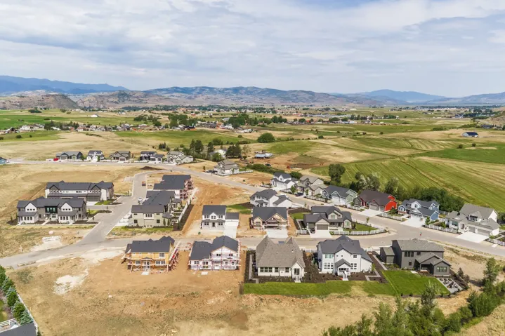 1465 Rocky Mountain Way #204, Kamas, Utah 84036