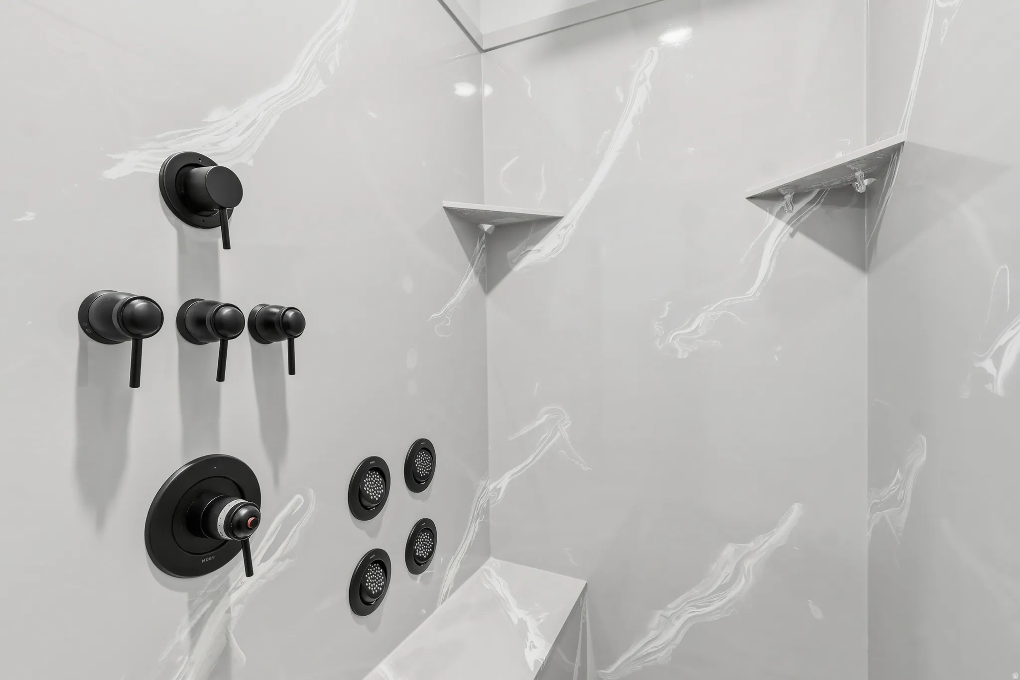 Master Bathroom jetted shower