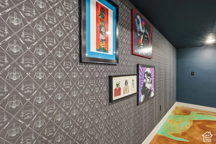 Detailed view of wallpaper.