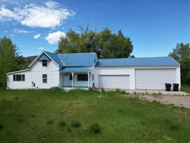 275 N Deer Dr, Saint Charles, Idaho 83272