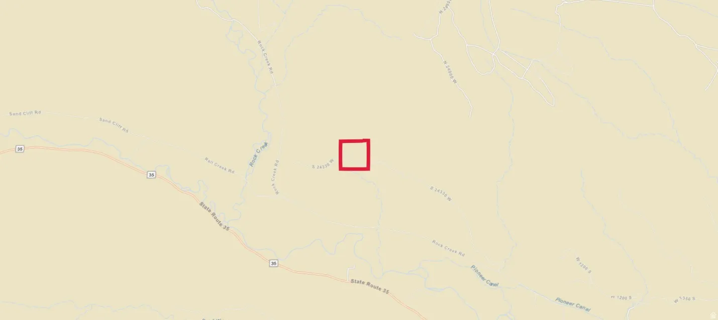 Map of property with streets / nearby areas