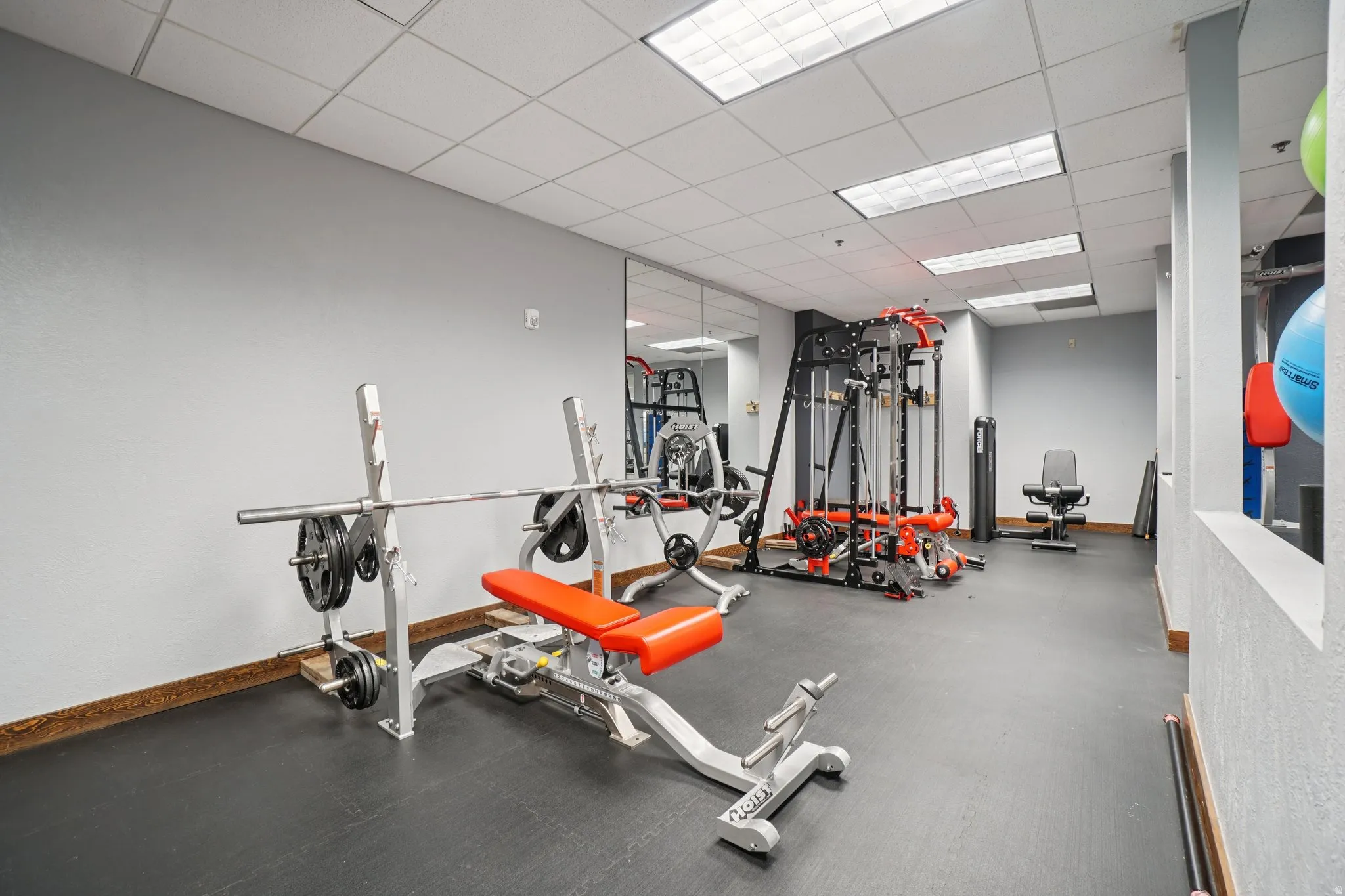 Exercise room with a drop ceiling