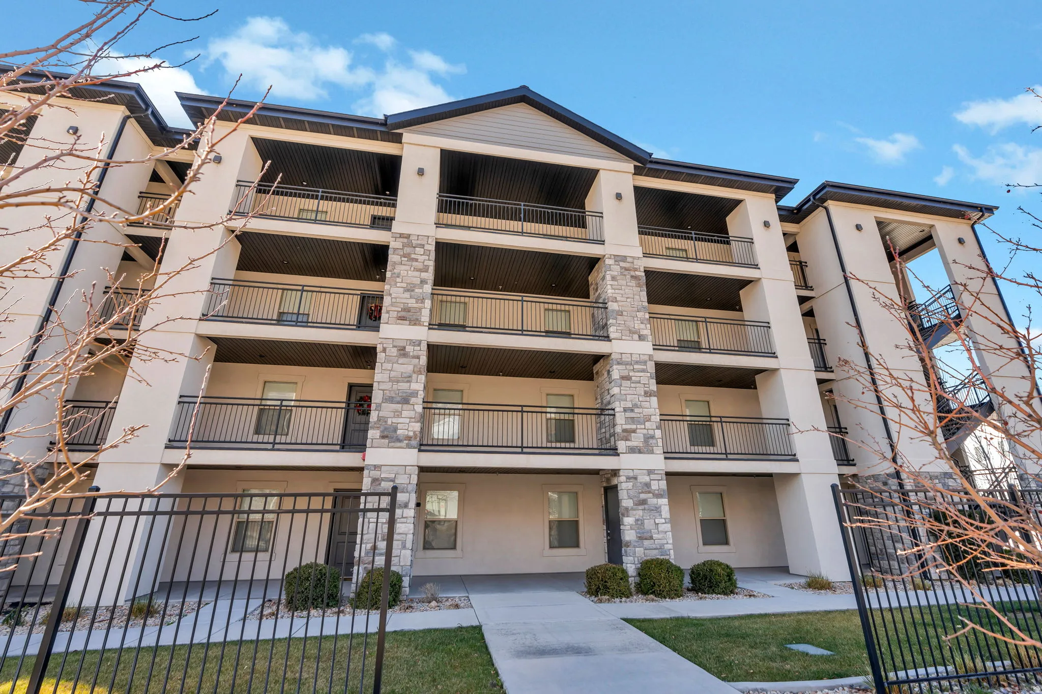 Beautiful condo in south Provo for sale