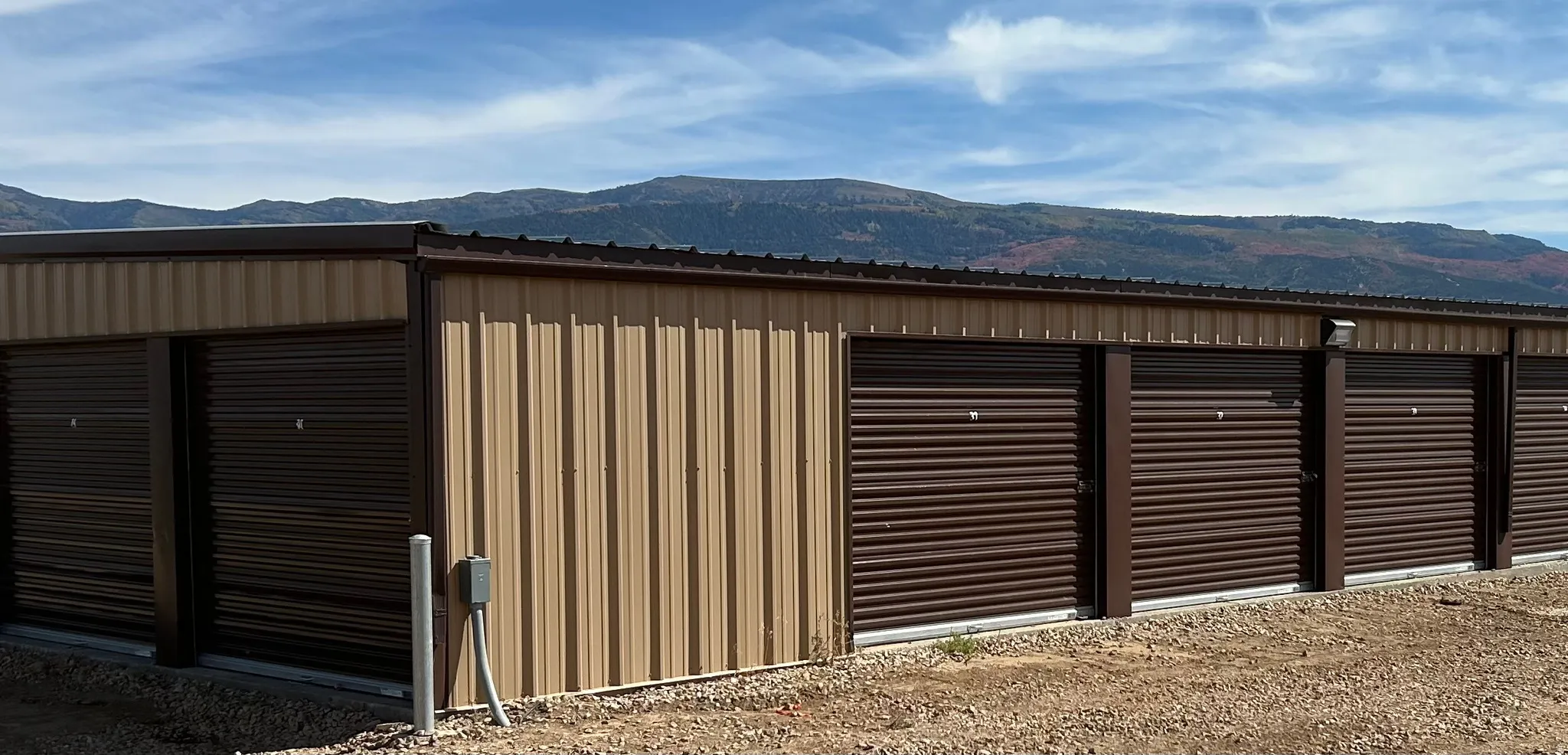 View of outdoor structure featuring a mountain view