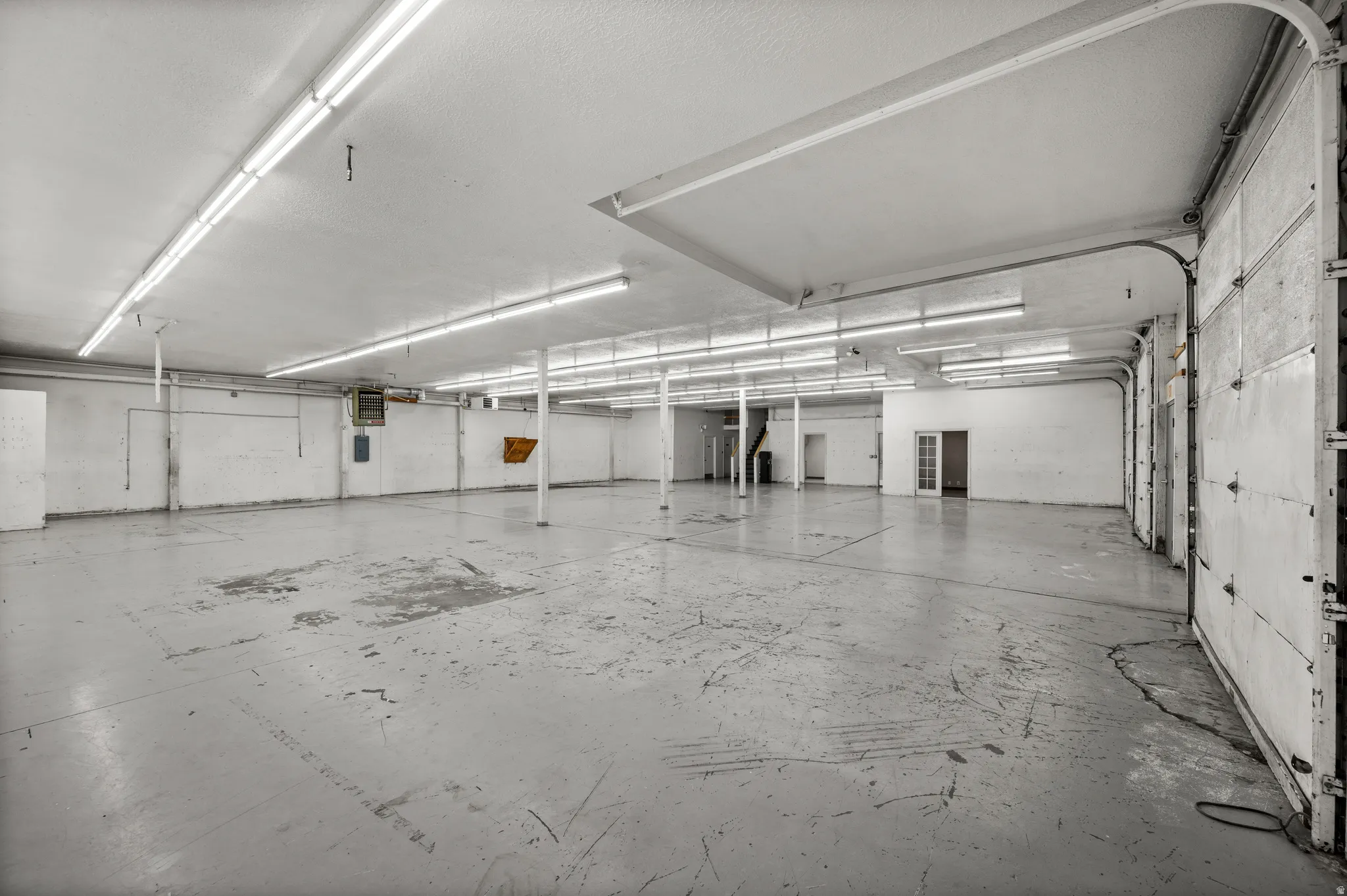 Garage with a heating unit