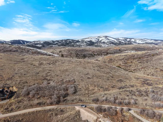 809 N Cambry Dr, Garden City, Utah 84028