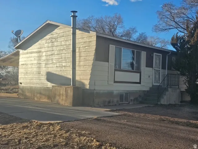 View of side of property