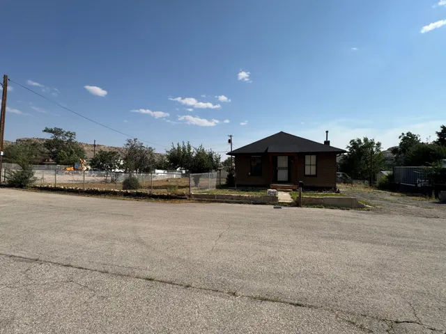 46 E E St, Helper, Utah 84526