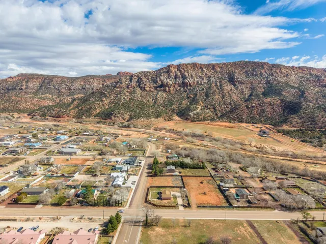 780 N Hildale St, Hildale, Utah 84784
