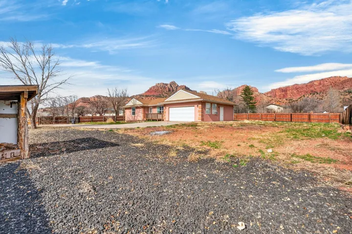 780 N Hildale St, Hildale, Utah 84784