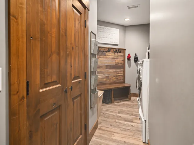 152 N 8750 E, Huntsville, Utah 84317