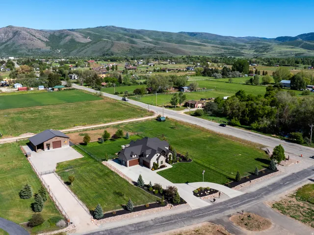 152 N 8750 E, Huntsville, Utah 84317