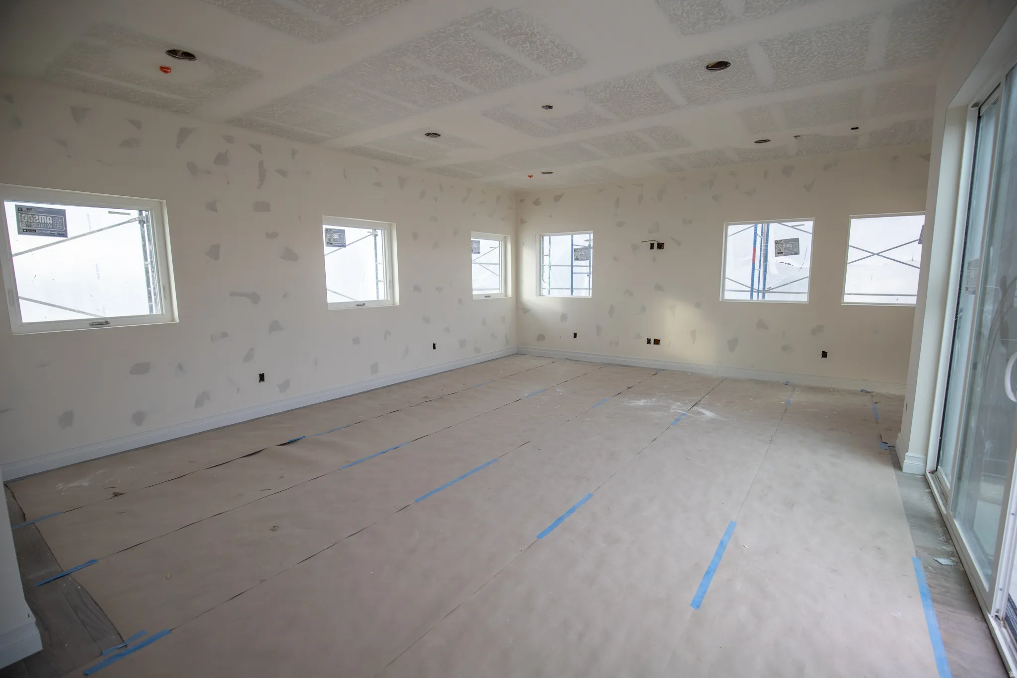 Unfurnished room featuring baseboards
