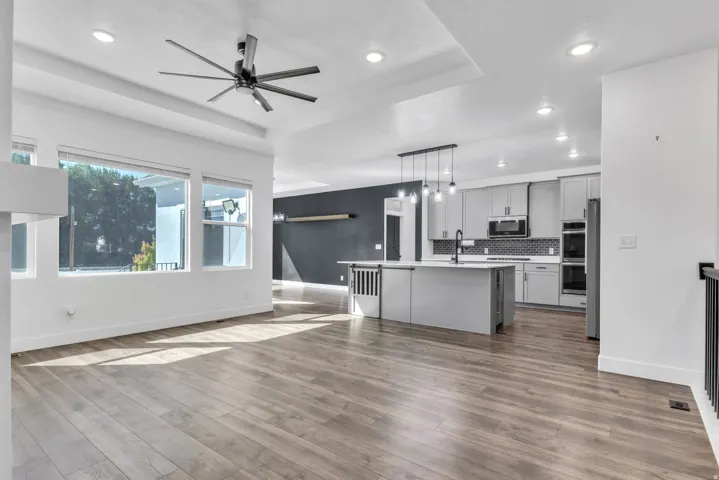 674 S Meade St, Mapleton, Utah 84664