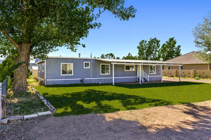 View of manufactured / mobile home