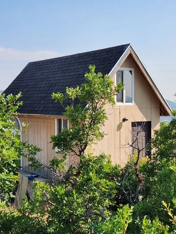 3rd structure on Property
