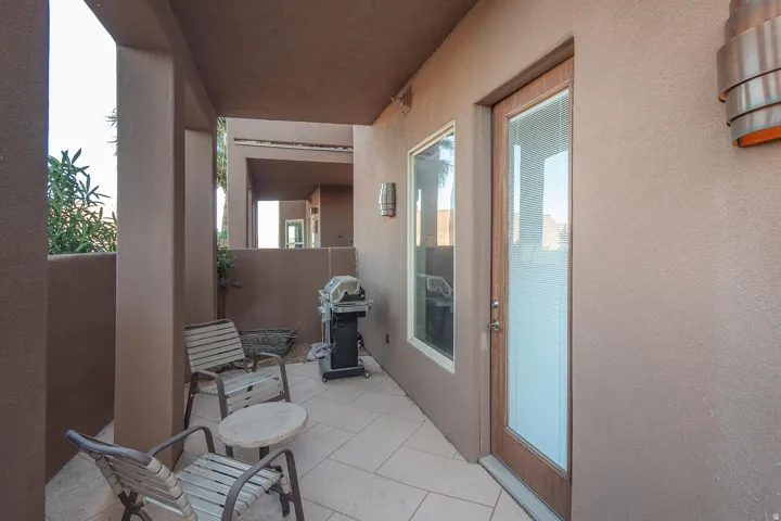 Balcony with grilling area