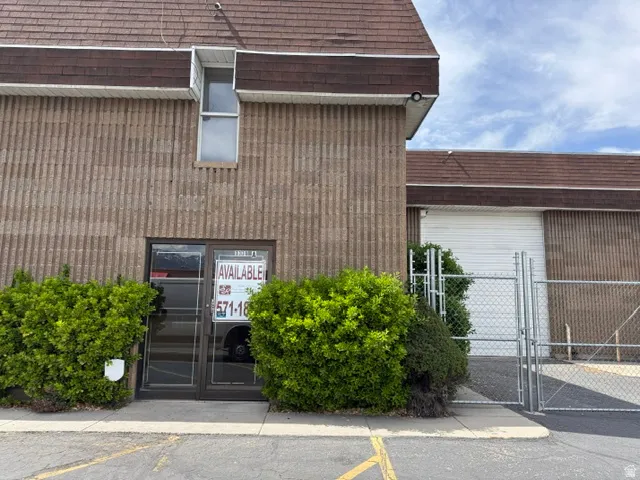 Entrance to property