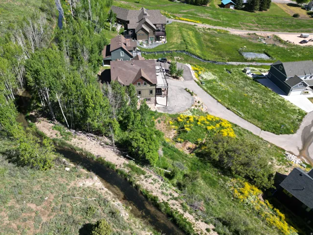 697 N Lochwood Dr, Garden City, Utah 84028