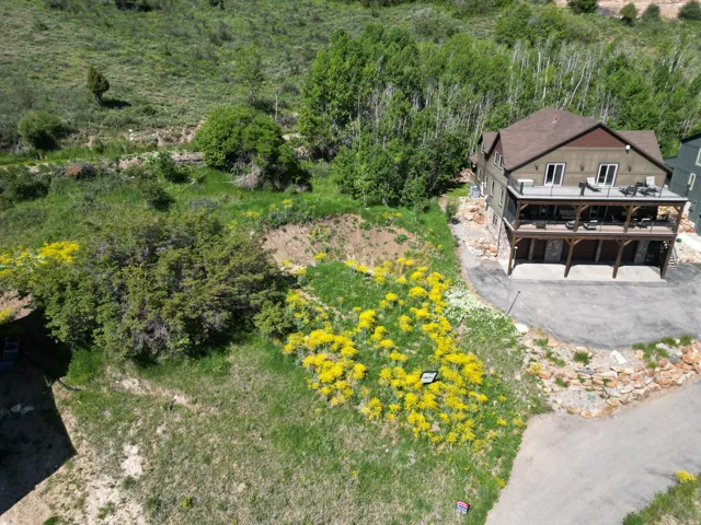 697 N Lochwood Dr, Garden City, Utah 84028