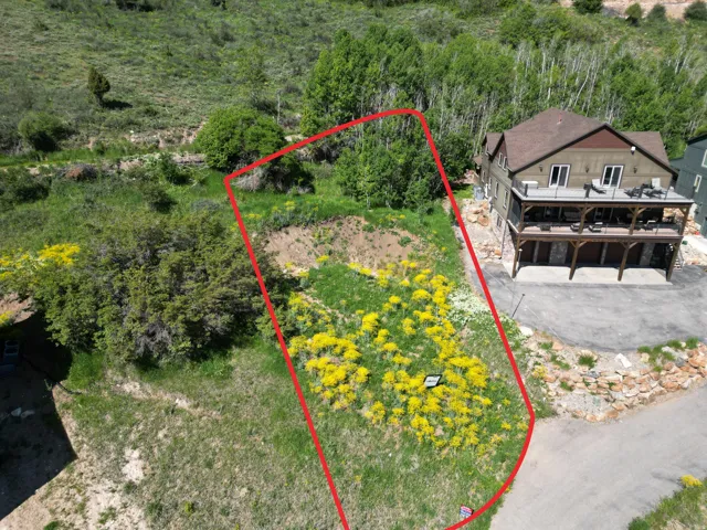 697 N Lochwood Dr, Garden City, Utah 84028