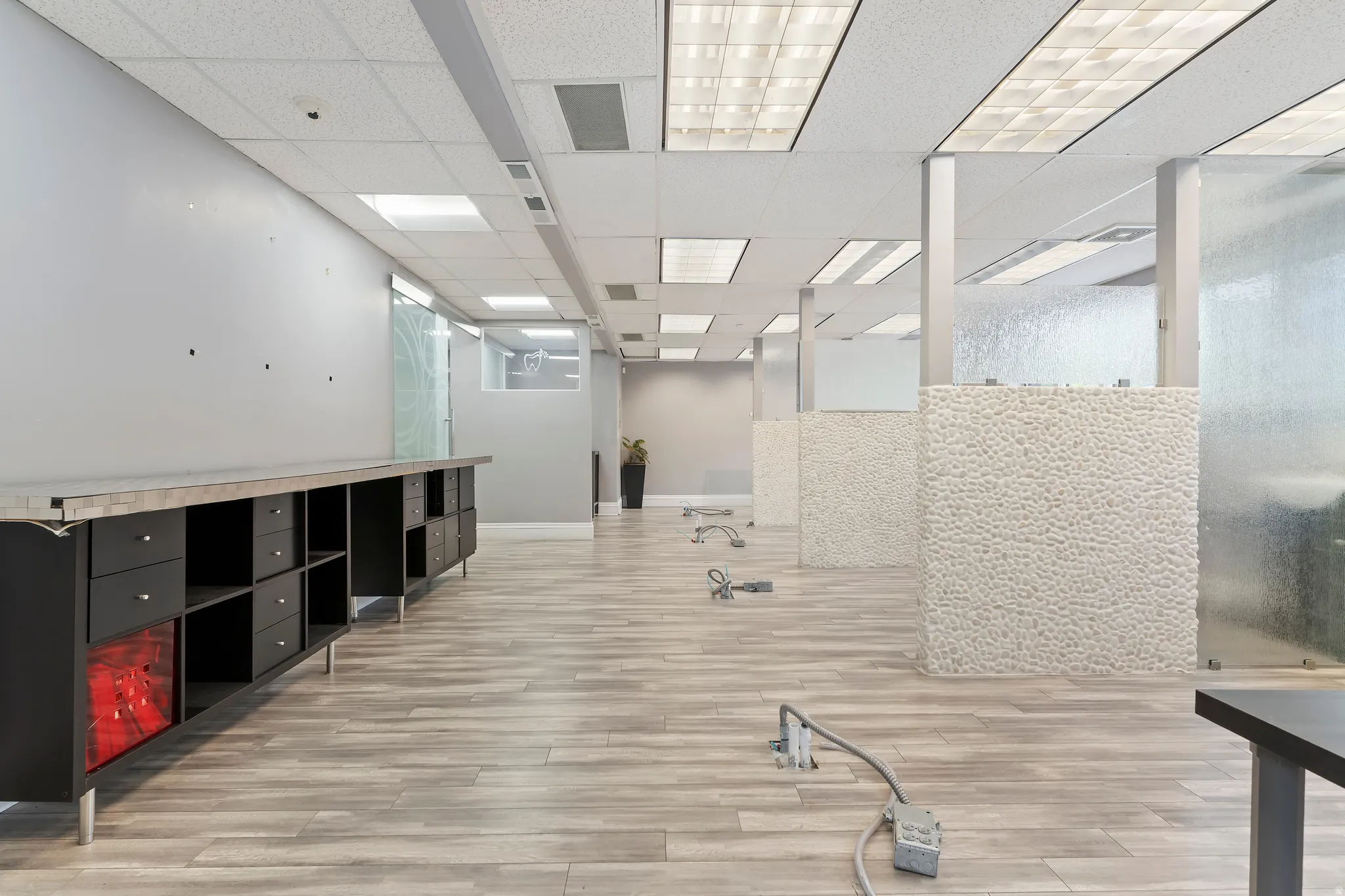 Misc room featuring a paneled ceiling