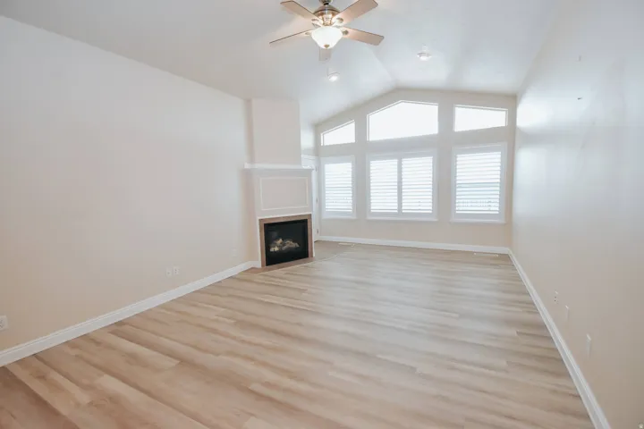 Large Family room with Vaulted Ceilings and fireplace