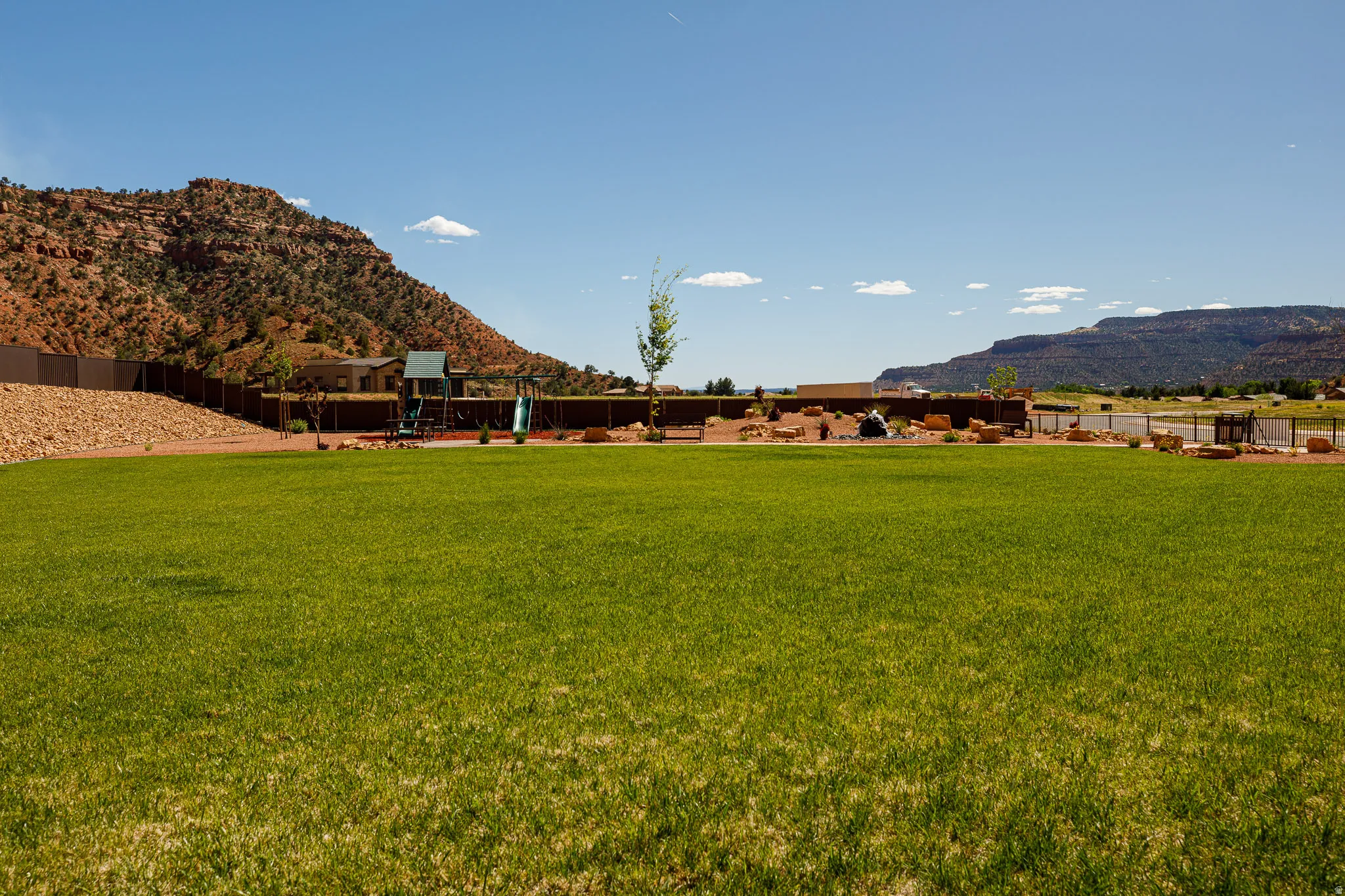 View of yard featuring a mountain view