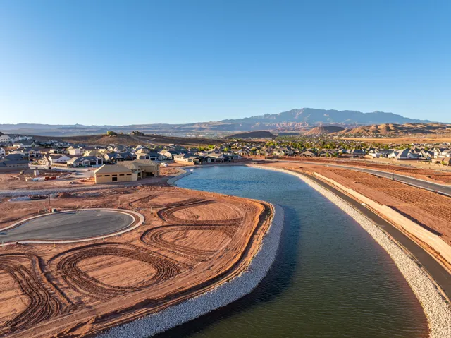 Alaia Lakehouse Community Lakes