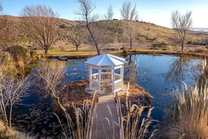 779 S Silver Rd, Leeds, Utah 84746