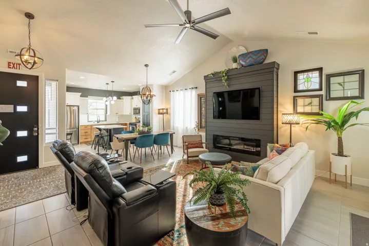 347 N Puerta Dr, Washington, Utah 84780