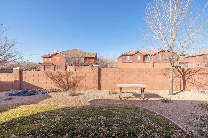 347 N Puerta Dr, Washington, Utah 84780