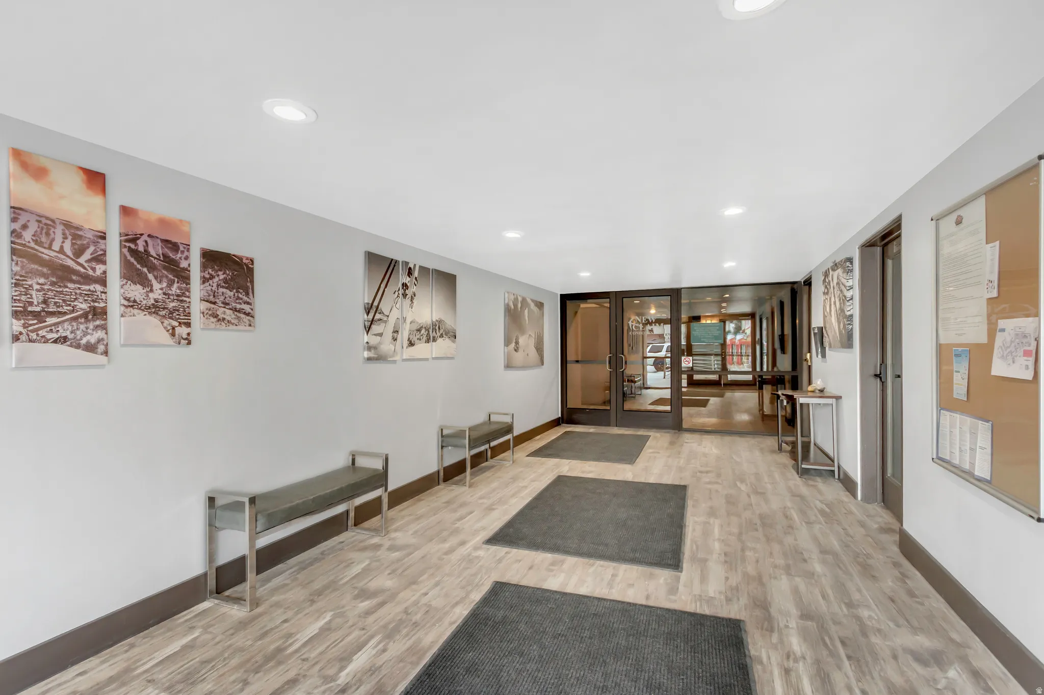 Lobby featuring recessed lighting