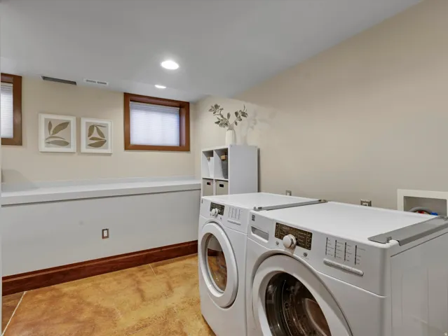 1326 S 1000 E, Salt Lake City, Utah 84105