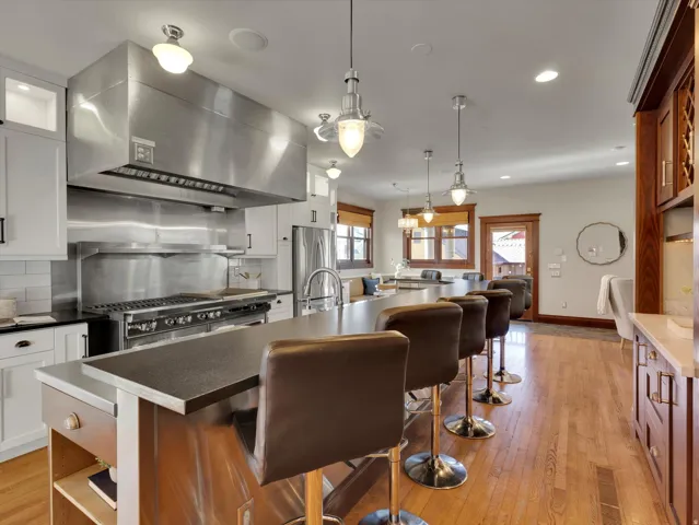 1326 S 1000 E, Salt Lake City, Utah 84105