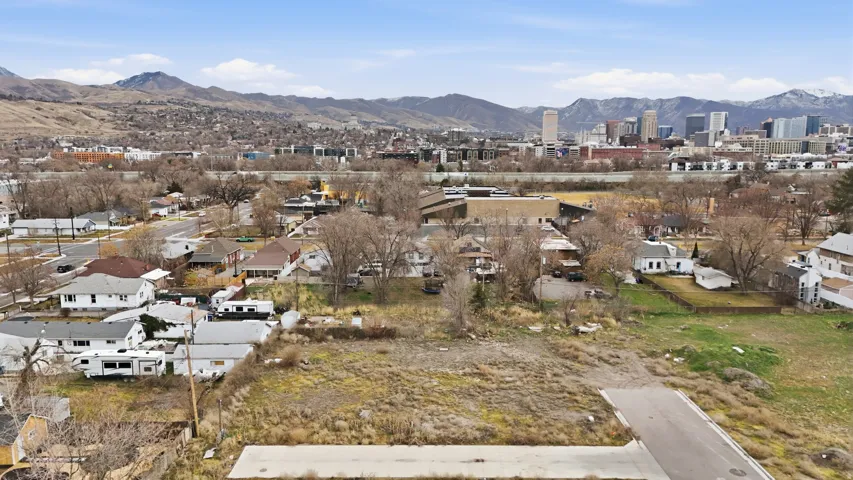 824 W Hoyt Pl, Salt Lake City, Utah 84116